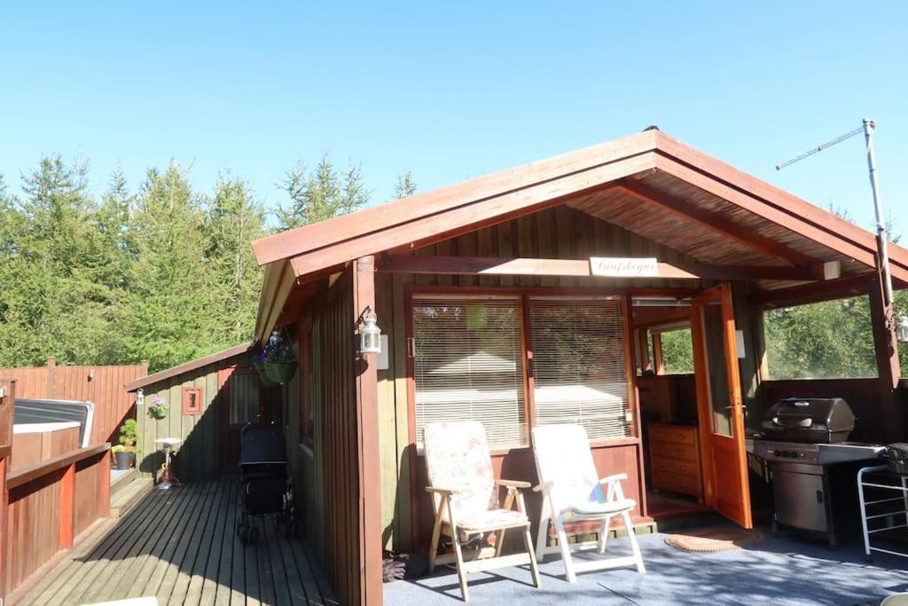 Cottage With Hot Tub In Beautiful Surroundings Hroarsstathir Exterior photo