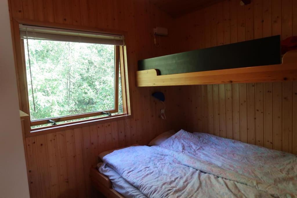Cottage With Hot Tub In Beautiful Surroundings Hroarsstathir Exterior photo